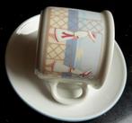 3 Douwe Egberts kop en schotels, 1980, Ophalen of Verzenden, Zo goed als nieuw, Overige stijlen, Kop(pen) en/of Schotel(s)