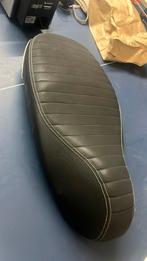 Vespa Sprint Zadel - Topstaat!, Fietsen en Brommers, Brommeronderdelen | Scooters, Ophalen of Verzenden, Zo goed als nieuw, Zadel