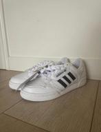 Adidas Sneakers Maat 38 2/3 - Nieuw met Labels!, Kleding | Dames, Ophalen of Verzenden, Nieuw, Wit, Sneakers of Gympen