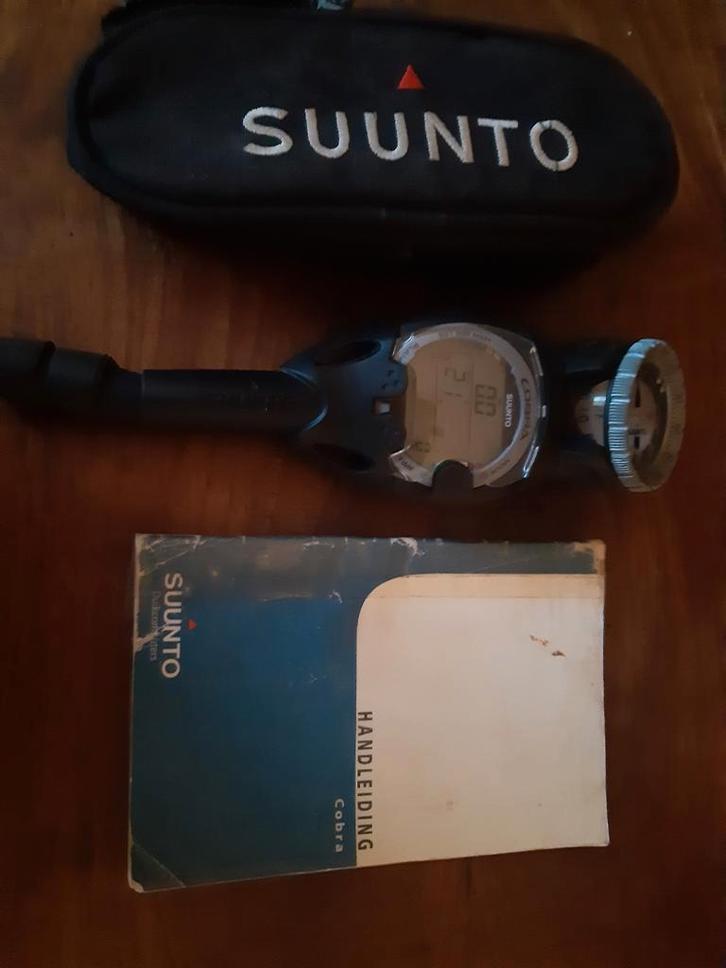 Suunto Cobra Duikcomputer met toebehoren, Watersport en Boten, Duiken, Gebruikt, Duikcomputer, Ophalen of Verzenden