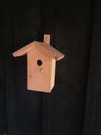 Mooie nestkastje en vleermuizenkasten te koop, Tuin en Terras, Vogelhuisjes en Vogelbaden, Ophalen of Verzenden, Zo goed als nieuw
