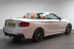 BMW 2 Serie Cabrio 220i High Executive M Sport Automaat / Sp, Auto's, Achterwielaandrijving, Gebruikt, Euro 6, 4 stoelen