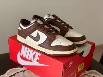Nike Dunk Low Cacao Maten 40.5 en 42 beschikbaar voor biedingen