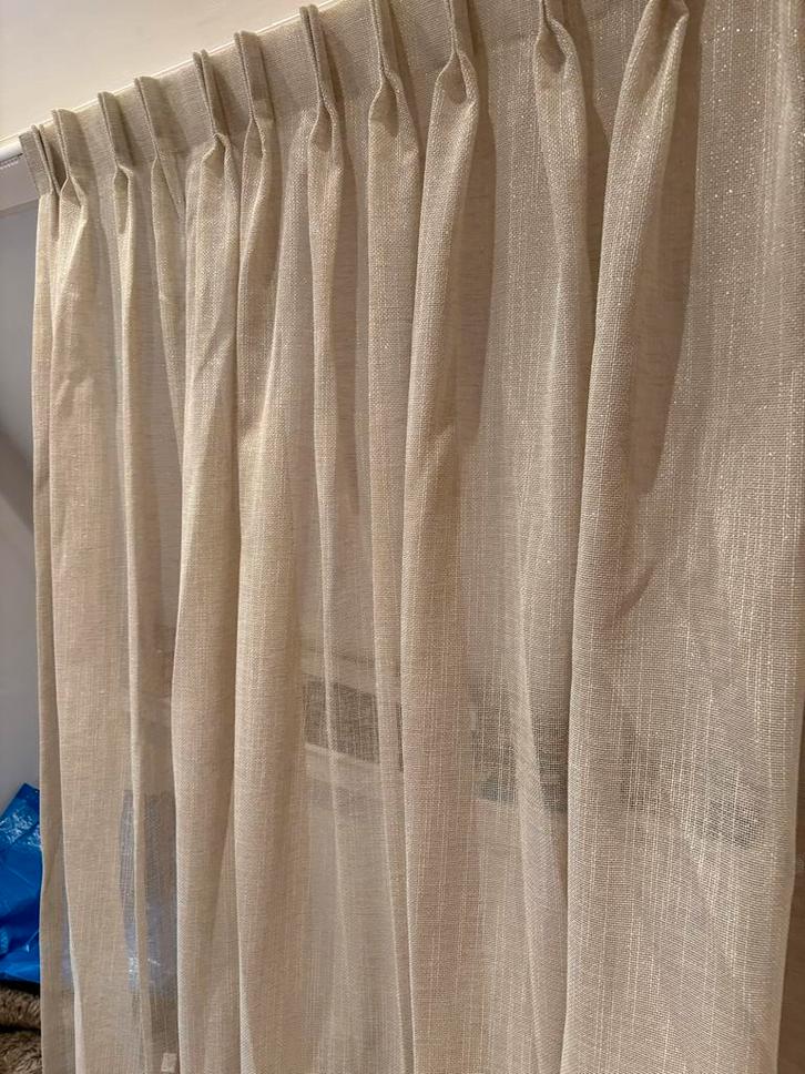 Beige Inbetween Gordijn 8147 met Dubbele Plooi 85 x 260 hg, Huis en Inrichting, Stoffering | Gordijnen en Lamellen, Zo goed als nieuw