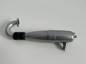 1/8 nitro uitlaat nieuwstaat rc auto beschikbaar voor biedingen