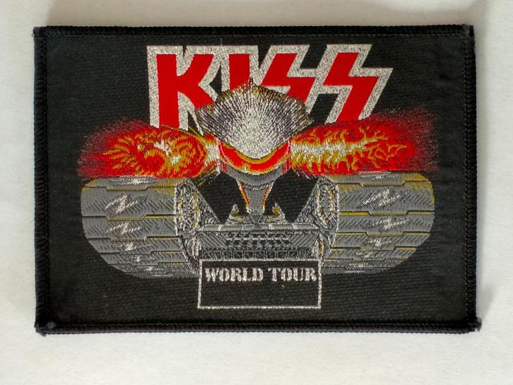 Kiss World Tour vintage glamrock band muziek kleding patch, Verzamelen, Muziek, Artiesten en Beroemdheden, Zo goed als nieuw, Kleding