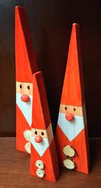 3 Rode handgemaakte houten kerstmannen, Diversen, Kerst, Ophalen of Verzenden, Nieuw