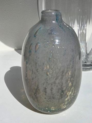 taupe Rasteli glas vaasje met luchtbellen  beschikbaar voor biedingen
