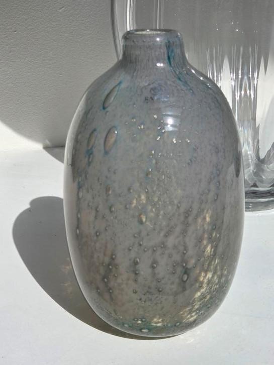 taupe Rasteli glas vaasje met luchtbellen, Huis en Inrichting, Woonaccessoires | Vazen, Nieuw, Overige kleuren, Minder dan 50 cm