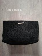 Nieuwe tas met leuke print, Sieraden, Tassen en Uiterlijk, Tassen | Reistassen en Weekendtassen, 30 cm of meer, Zwart, Ophalen of Verzenden