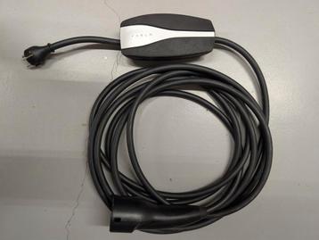 Tesla - Mobile Connector beschikbaar voor biedingen