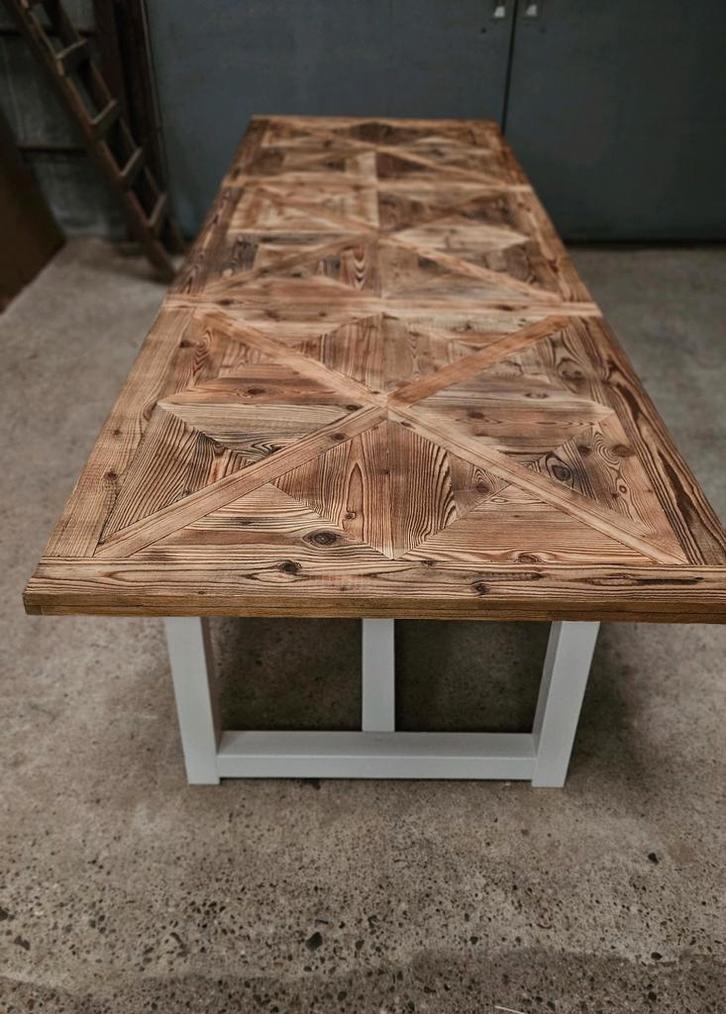 Mooie landelijke XL eettafel in RM kasteelvloer motief, Huis en Inrichting, Tafels | Eettafels, Zo goed als nieuw, 100 tot 150 cm