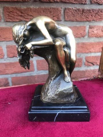 bronzen prachtbeeld, sleeping beauty (2) beschikbaar voor biedingen