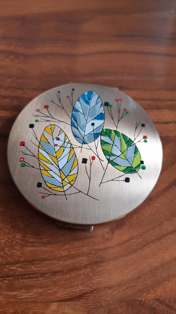 jaren 60 compact poederdoosje stratton, Verzamelen, Retro, Huis en Inrichting, Ophalen of Verzenden