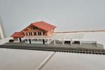 Stationsgebouw schönried -Kibri N, Hobby en Vrije tijd, Modeltreinen | N-Spoor, Overige merken, Gelijkstroom of Wisselstroom, Brug, Tunnel of Gebouw