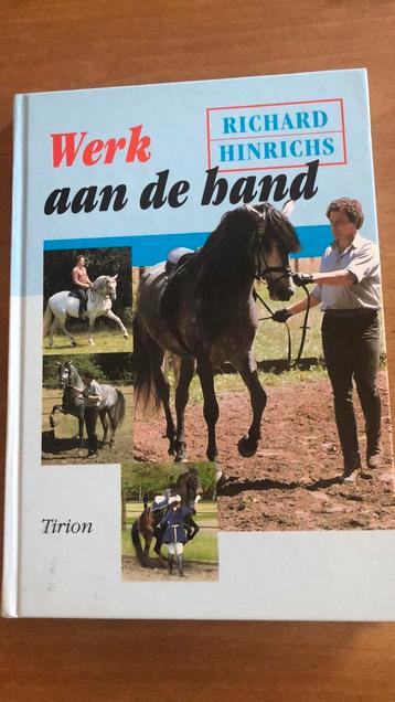 Boek: Werken aan de hand beschikbaar voor biedingen