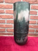 fraaie vaas, persglas, naar: Gallé, Ophalen of Verzenden