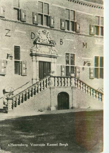 (387-140-043) s-Heerenberg Kasteel Bergh beschikbaar voor biedingen
