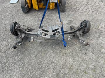 ACHTERAS Fiat Doblo Cargo (263) (01-2010/01-2023) beschikbaar voor biedingen