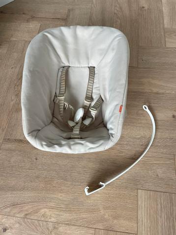 Newborn set Stokke stoel beschikbaar voor biedingen