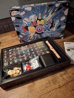 Games box. Met verschillende spellen, Hobby en Vrije tijd, Gezelschapsspellen | Bordspellen, Ophalen of Verzenden, Zo goed als nieuw