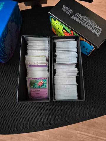 Pokemon bulk (+/- 800 kaarten) beschikbaar voor biedingen