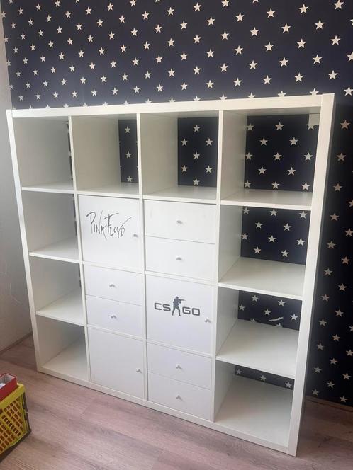 Kallax kast Ikea, Huis en Inrichting, Kasten | Wandmeubels, Gebruikt, 100 tot 150 cm, Minder dan 150 cm, 25 tot 50 cm, Met lade(s)