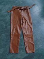 Chastar Nep Leer Leather Look Lange Broek maat L ZGAN, Kleding | Dames, Broeken en Pantalons, Bruin, Verzenden, Chastar, Maat 42/44 (L)