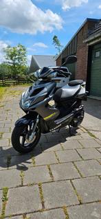Yamaha aerox 2019 4takt Nieuwstaat Yss/Tk, Fietsen en Brommers, Scooters | Yamaha, Ophalen, Aerox, Maximaal 45 km/u, Zo goed als nieuw