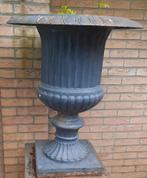 Gietijzeren grote vazen, Tuin en Terras, Tuinvazen, Ophalen, Zo goed als nieuw