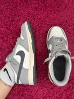 Nike dunk low maat 35,5, Kleding | Dames, Schoenen, Ophalen of Verzenden, Zo goed als nieuw