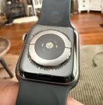 iWatch 5 zwart, 44MM met gebruikerssporen. Batterij 73%, Sieraden, Tassen en Uiterlijk, Gebruikt, Apple Watch ⌚️, Zwart, IOS