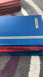 Postzegelverzameling vijf mappen met buitenlandse postzegels, Postzegels en Munten, Postzegels | Volle albums en Verzamelingen