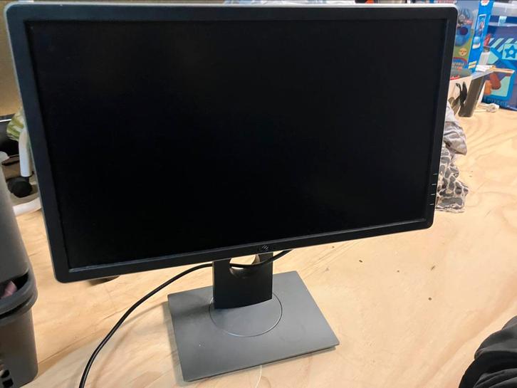 Dell 22 inch monitor P2214HB incl omvorm kabel naar usb-c, Computers en Software, Monitoren, Gebruikt, 60 Hz of minder, USB-C