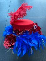 Carnavals hoed rood/blauw, Ophalen of Verzenden, Zo goed als nieuw