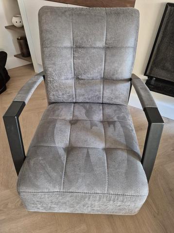 Fauteuil Antraciet, Thirty van Huus. 2 stuks
