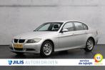 BMW 3-serie 316i Business Line | Lederen sportstoelen | Navi, Auto's, BMW, 1597 cc, Origineel Nederlands, Te koop, Zilver of Grijs