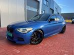BMW M135i 5DR AUT 2013 Blauw Uniek vol opties, Auto's, BMW, Achterwielaandrijving, 74 €/maand, Alcantara, Bedrijf