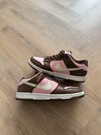 Nike Sb dunk low Stussy Cherry, Kleding | Heren, Schoenen, Overige kleuren, Nike, Ophalen of Verzenden, Sneakers of Gympen