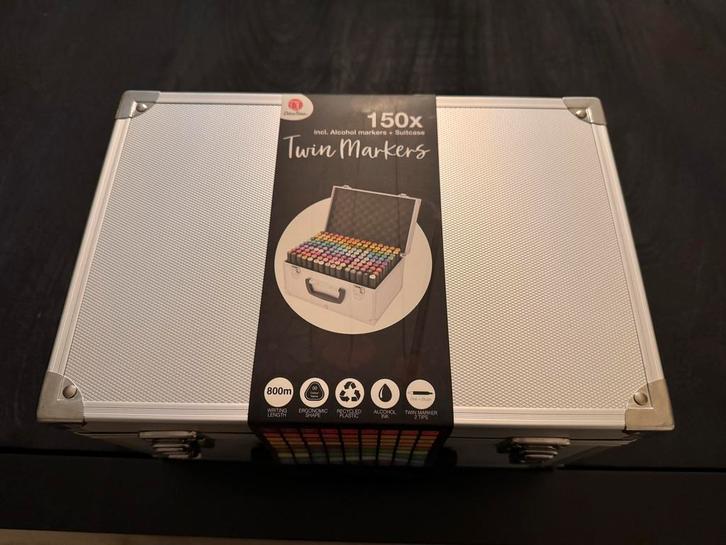 Nieuw - Décotime 150 twinmarkers in koffer, Hobby en Vrije tijd, Tekenen, Nieuw, Potlood of Stift, Ophalen of Verzenden