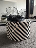 Elegante zwarte hoed - Harry Scheltjens, Ophalen of Verzenden, Zo goed als nieuw, One size fits all, Hoed