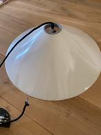 Mooie witte hanglamp met katrol, Huis en Inrichting, Lampen | Hanglampen, Ophalen, Zo goed als nieuw, Kunststof, Modern