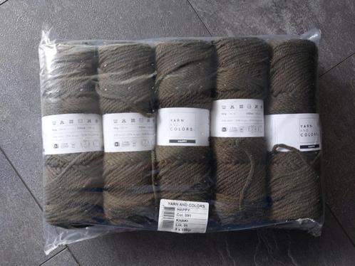 5 bollen Yarn and Colors Happy 091 Khaki, Hobby en Vrije tijd, Breien en Haken, Nieuw, Breien, Wol of Garen, Ophalen of Verzenden