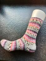 Vrolijke handgebreide sokken van 75% scheerwol maat 38/ 39, Ophalen of Verzenden, Nieuw, Overige kleuren, Sokken en Kniesokken