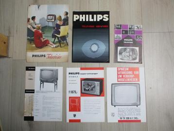 4 Philips folders + 2 catalogi televisies (jaren '50 en '60) beschikbaar voor biedingen