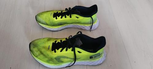Hardloopschoenen Kiprun maat 43, Sport en Fitness, Loopsport en Atletiek, Gebruikt, Hardloopschoenen, Hardlopen, Overige merken