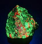 WILLEMIET / CALCIET, VS (=UV) 604 g, Ophalen of Verzenden, Mineraal