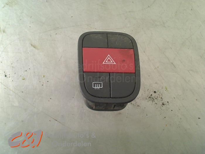 Paniekverlichtings Schakelaar van een Peugeot Bipper, Auto-onderdelen, Dashboard en Schakelaars, Peugeot, Gebruikt, 3 maanden garantie