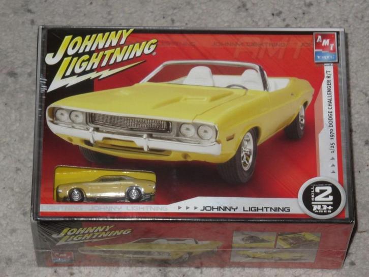 Bouwdoos 1970 Dodge Challenger R/T + die cast AMT, Hobby en Vrije tijd, Modelbouw | Auto's en Voertuigen, Nieuw, Auto, Groter dan 1:32