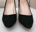 Peter Kaiser hoge pumps zwart suede + hout hak mt 39.5 tnc, Peter Kaiser, Pumps, ., Zwart